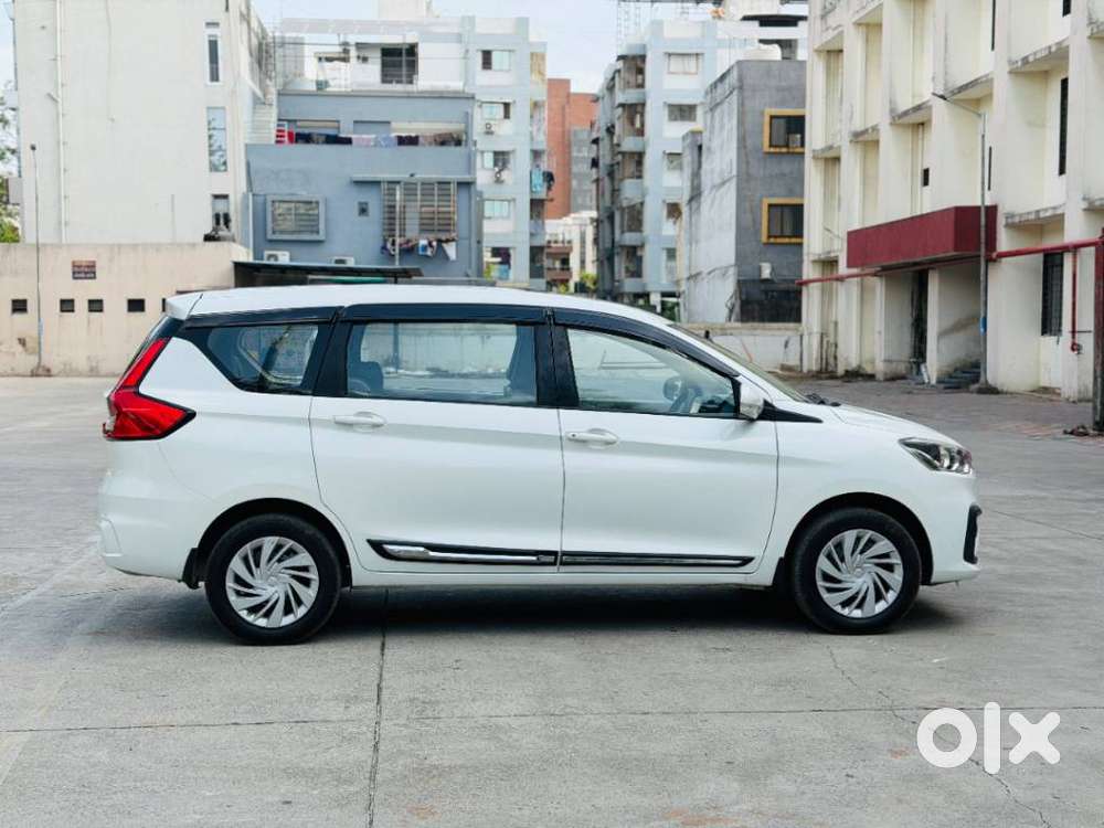 Maruti Suzuki Ertiga 2022-2023 Vxi Cng, 2021
