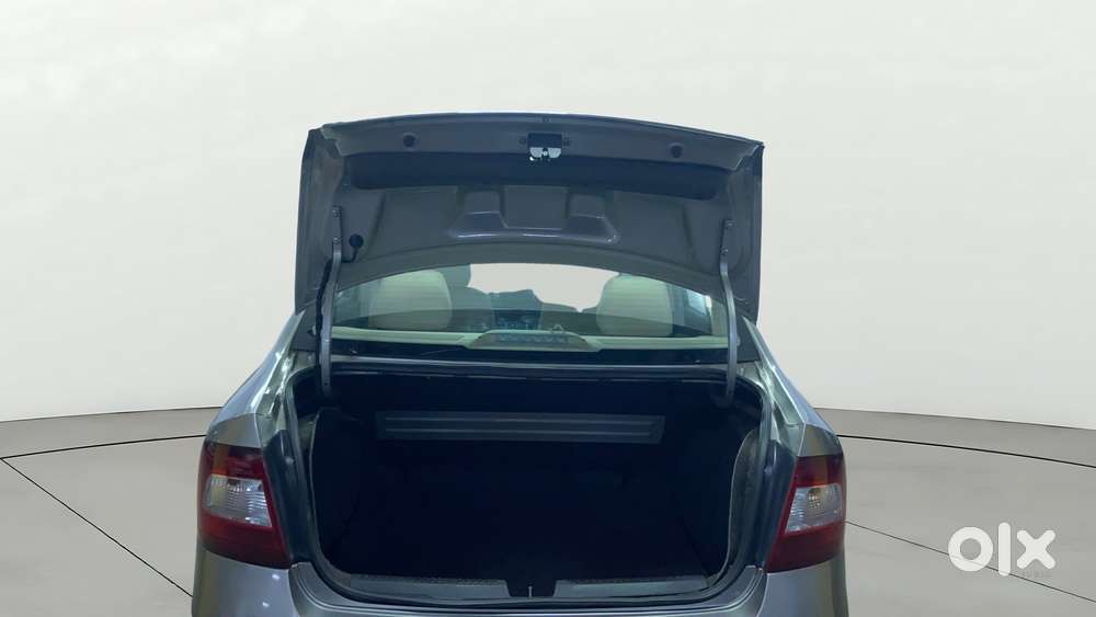 Skoda Rapid 1.6 Mpi At Style, 2019, Petrol