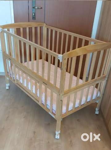 Baby crib sale olx