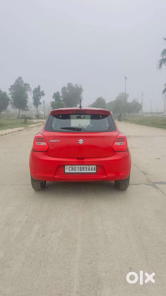 Maruti Suzuki Swift Amt Vvt Zxi, 2018, Petrol