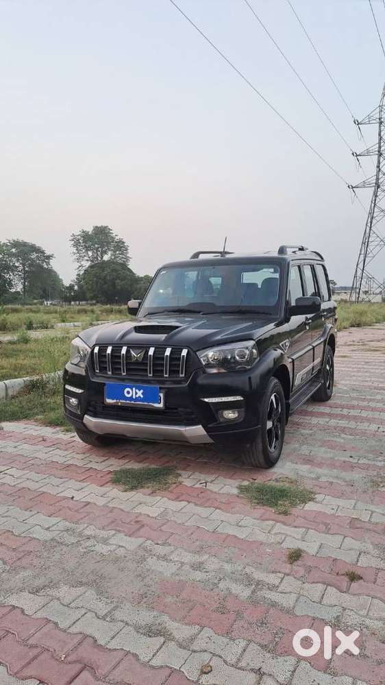 Mahindra Scorpio Classic 2.2 S 11 Mt 7 Str, 2023, Diesel