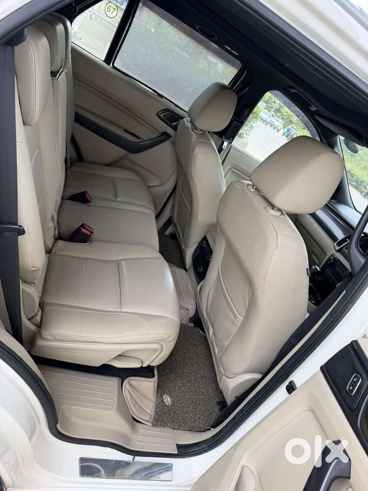 Ford Endeavour 3.2 Titanium Plus 4x4 At, 2016, Diesel