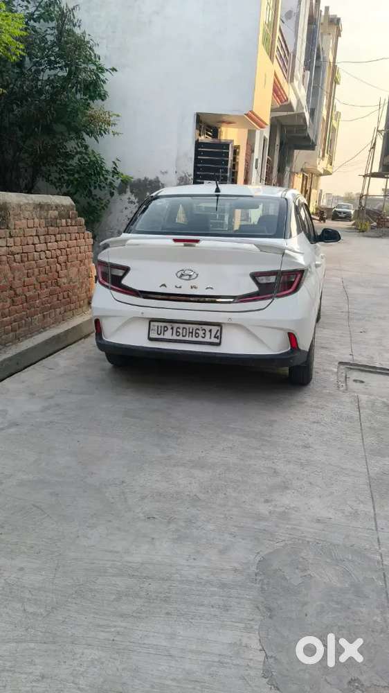 Hyundai Aura 2022 Cng & Hybrids 52400 Km Driven