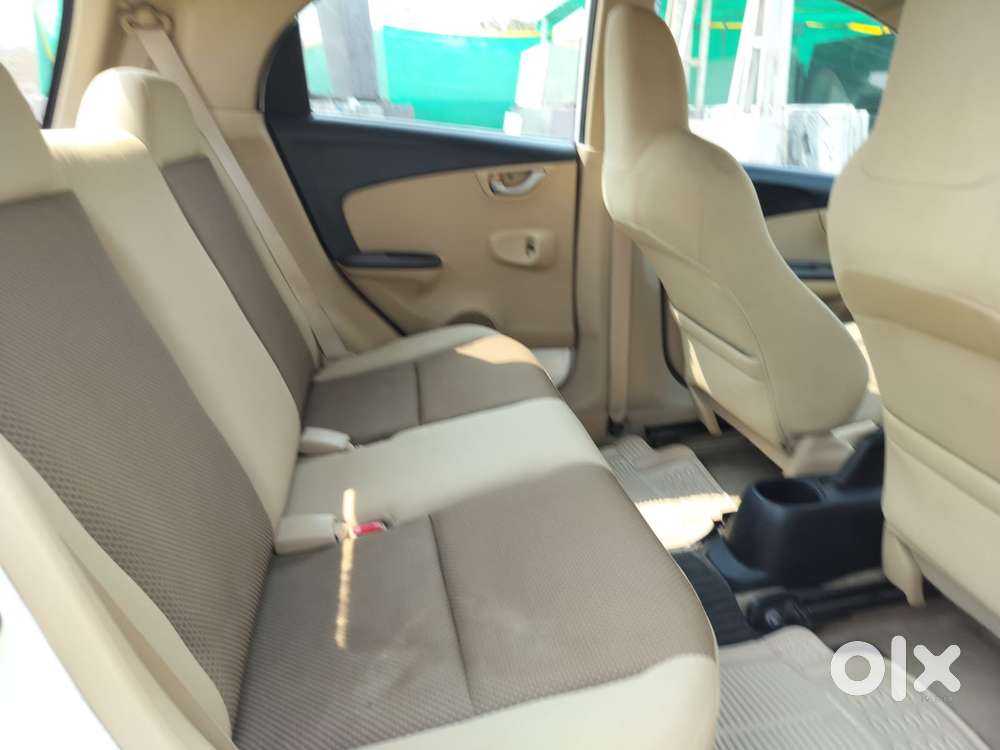 Honda Brio 2011-2013 V Mt, 2012, Petrol