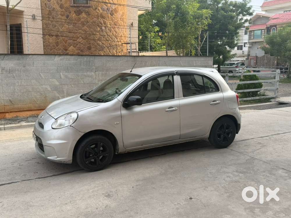 Nissan Micra Active 2015
