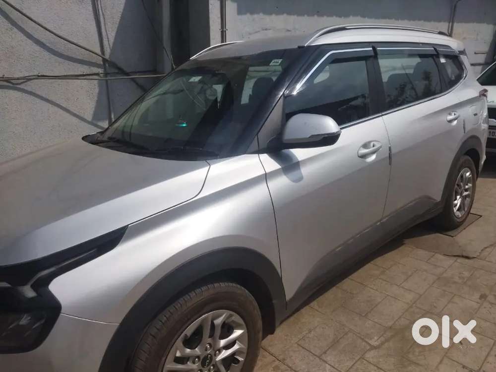 Kia Carens Prestige 2023 Diesel Manual 80000 Km