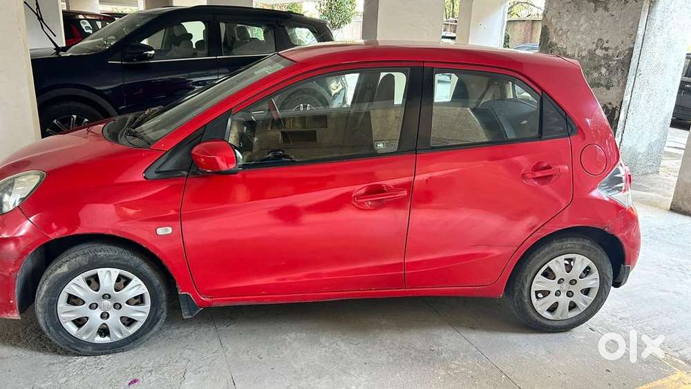Honda Brio 2013 Petrol Well Maintained