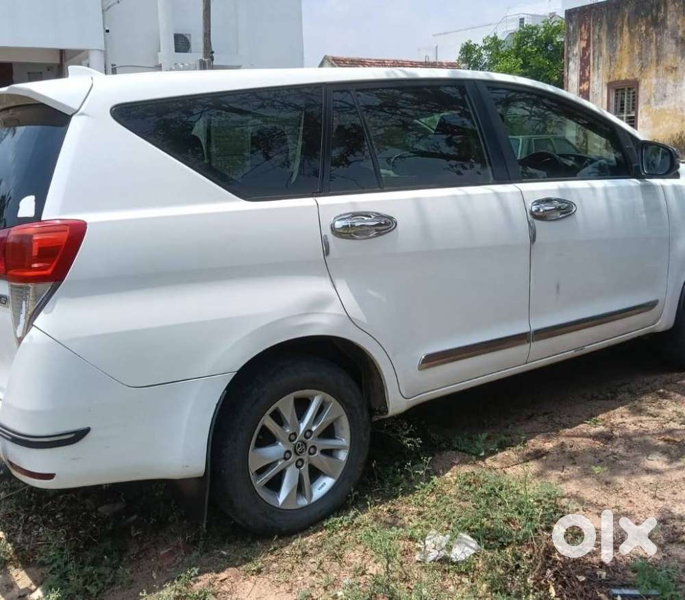 Toyota Innova Crysta 2.4 G Mt 7 Str, 2018, Petrol