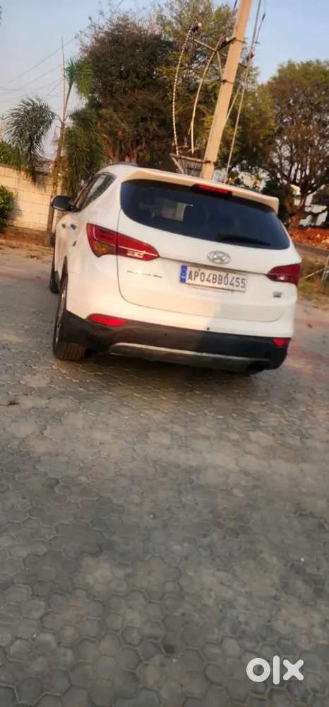 Hyundai Santa Fe 2015 Diesel Good Condition