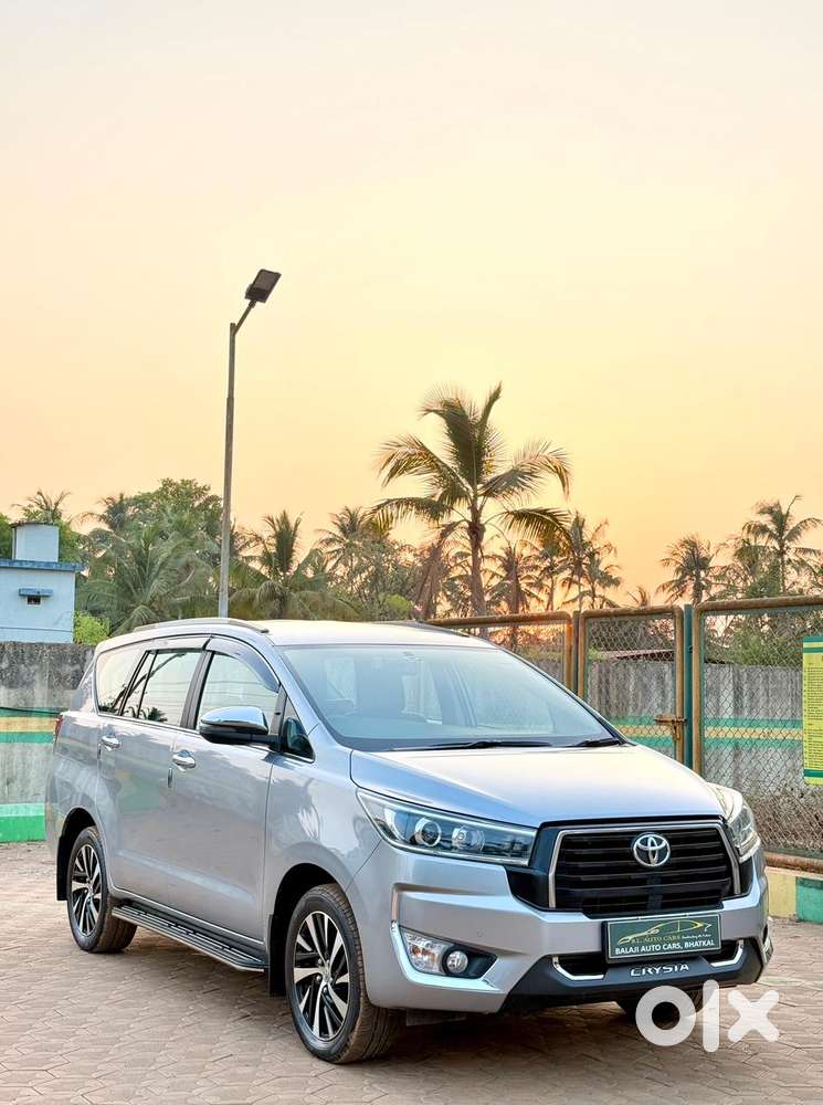 Toyota Innova Crysta 2.4 Z 7 Str, 2025, Diesel