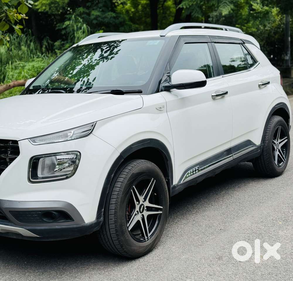Hyundai Venue S 1.2 Petrol, 2022, Petrol