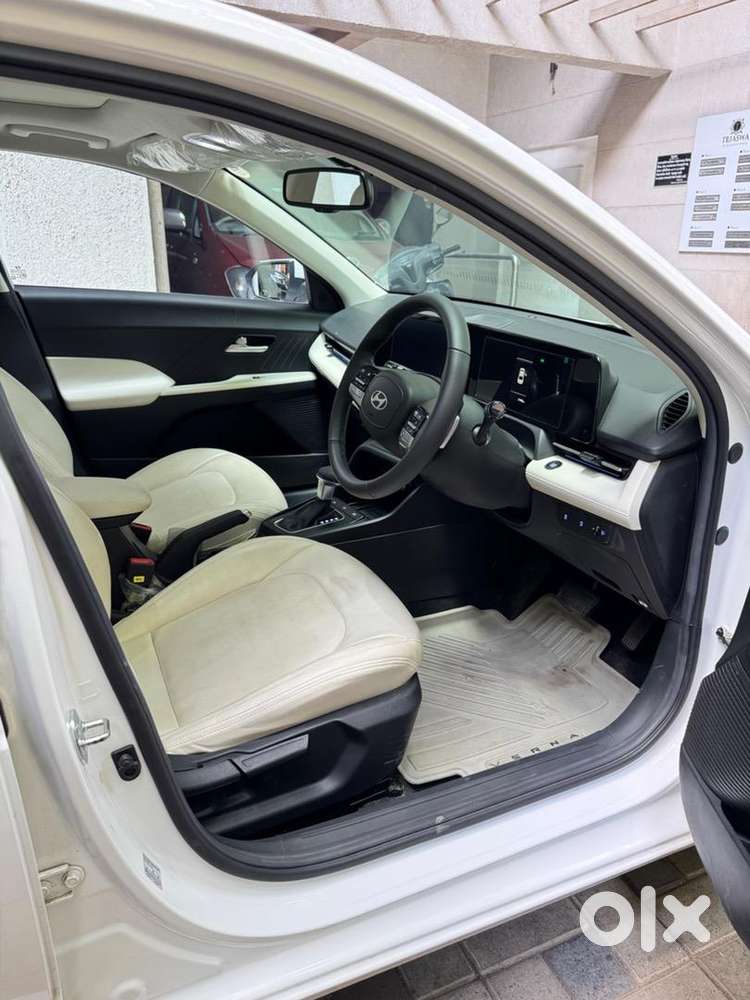 Hyundai Verna 2025 Sx Ivt Single Owner Less Driven