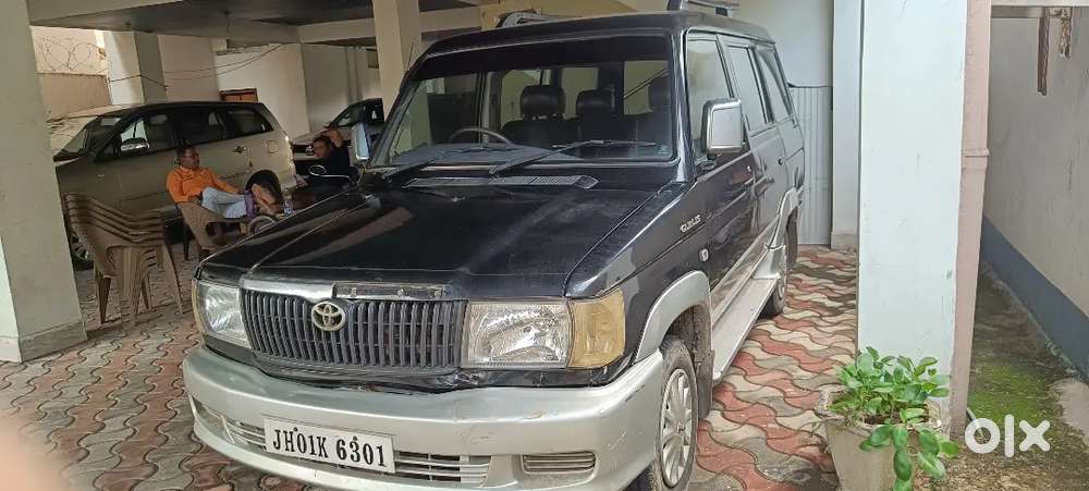 Toyota Qualis 2.4 2005