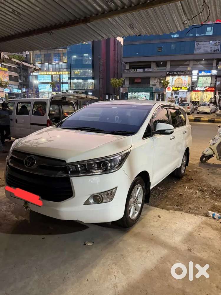 Toyota Innova Crysta 2016 Diesel 118000 Km Driven