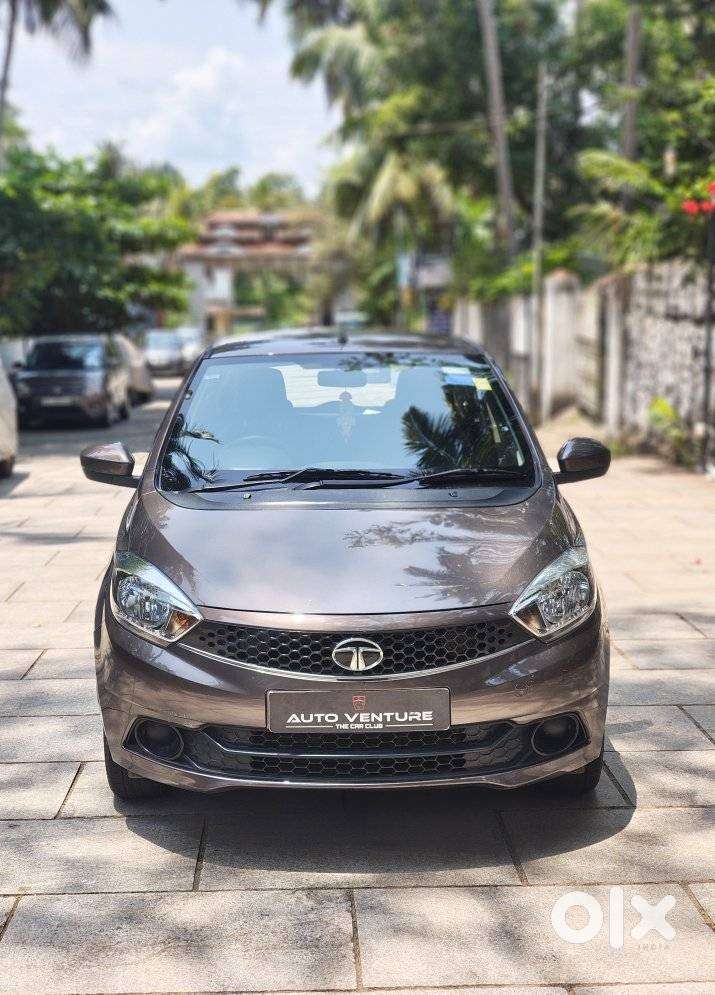 Tata Tiago 1.2 Revotron Xza, 2019, Petrol