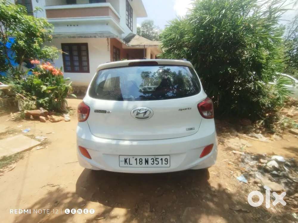 Hyundai Grand I10 2014 Petrol Well Maintained.