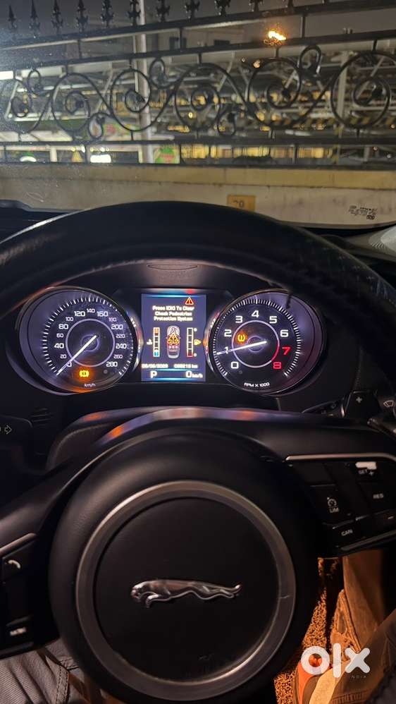 Jaguar Xe Petrol 2018