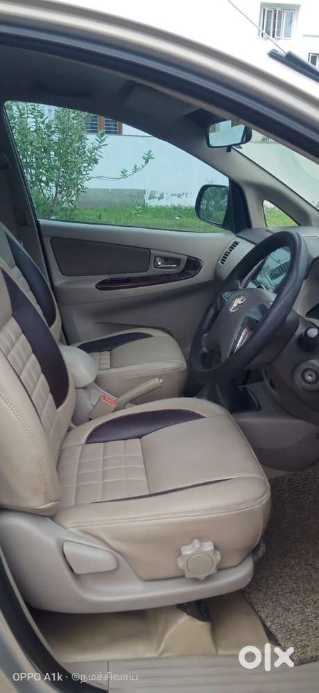 Toyota Innova 2.5 Vx 8 Seater Bs Iv, 2012, Diesel