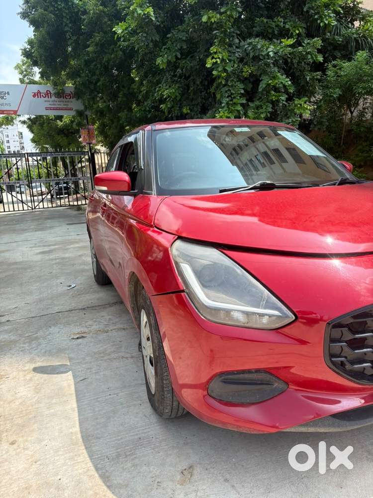 Maruti Suzuki Swift Vxi + Manual, 2024, Petrol