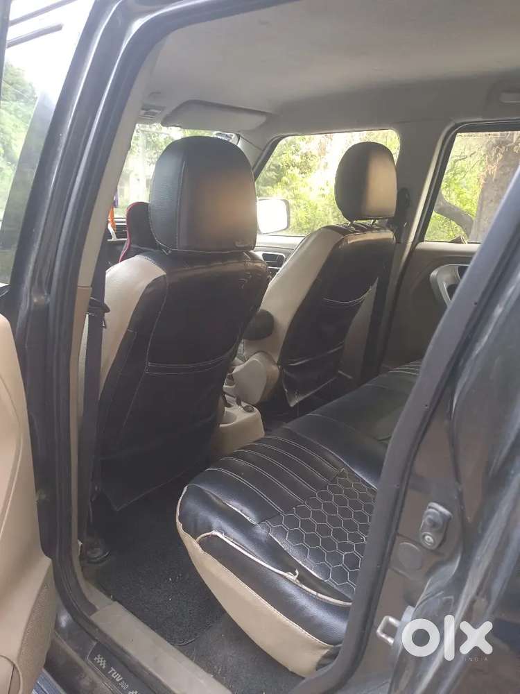 Mahindra Tuv 300 2017 Diesel Well Maintained