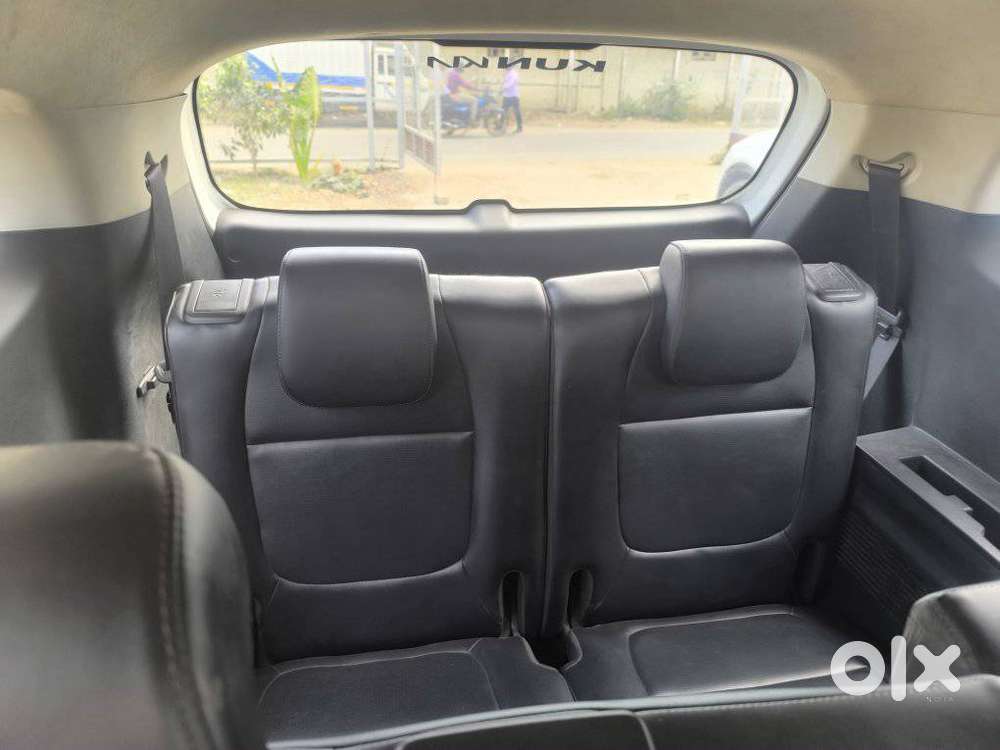Kia Carens, 2024, Petrol