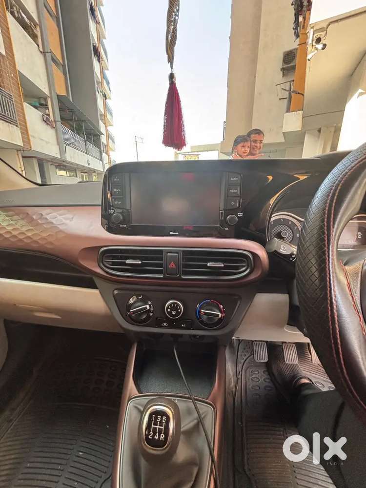 Hyundai Aura 2021 Petrol 42866 Km Driven