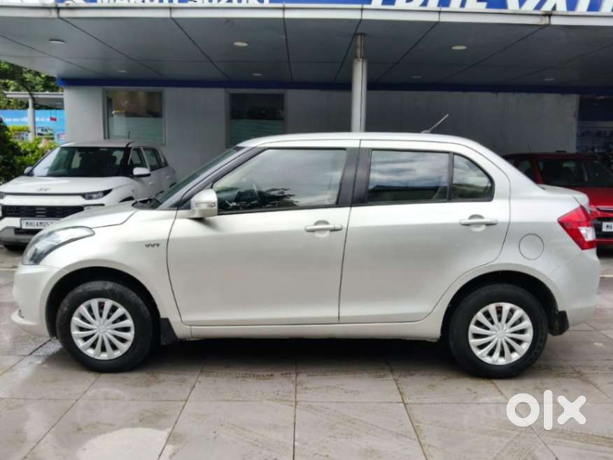 Maruti Suzuki Dzire 1.2 Vxi, 2016, Petrol