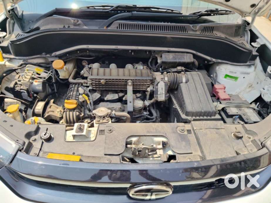 Tata Punch 1.2 Revotron Adventure Camo Rhythm Amt, 2025, Petrol