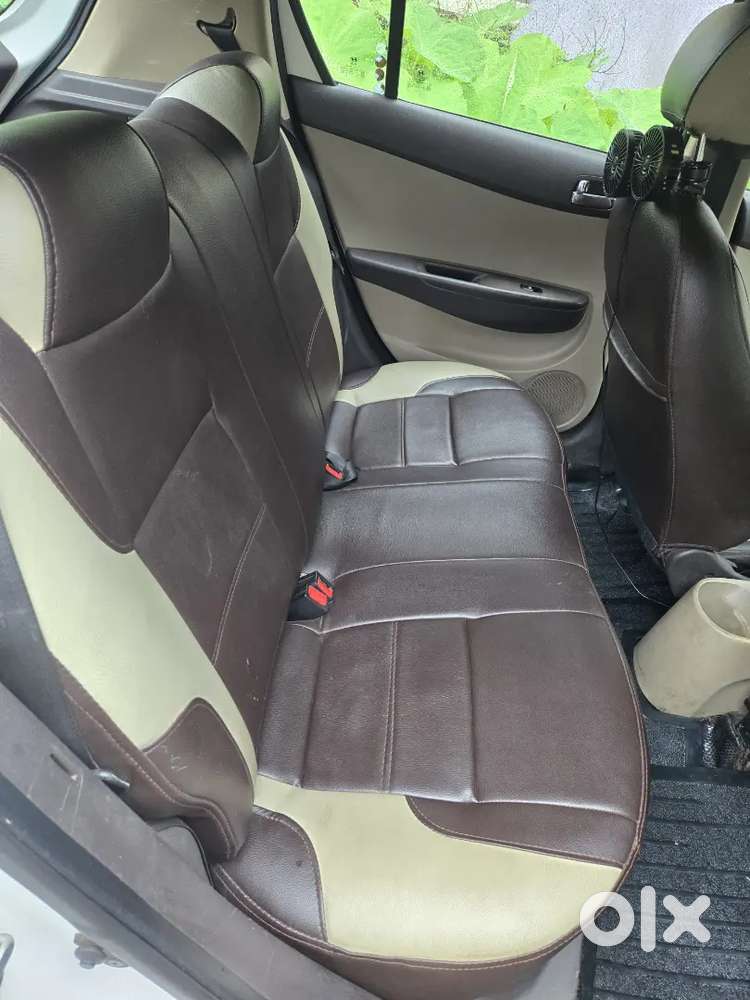 Hyundai I20 Magna 2010 Car