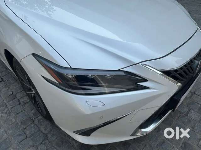 Lexus Es, 2023, Petrol