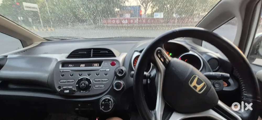 Honda Jazz Select 1.2 (2011)  2nd Owner  Well Maintained  White