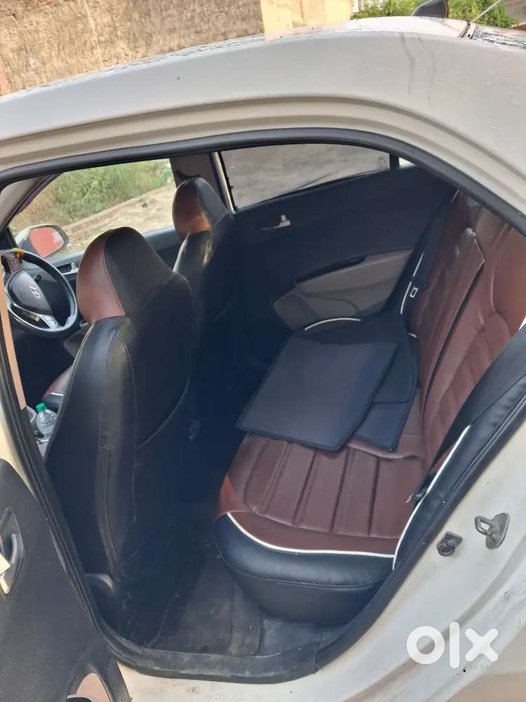 Hyundai Xcent Base 2016