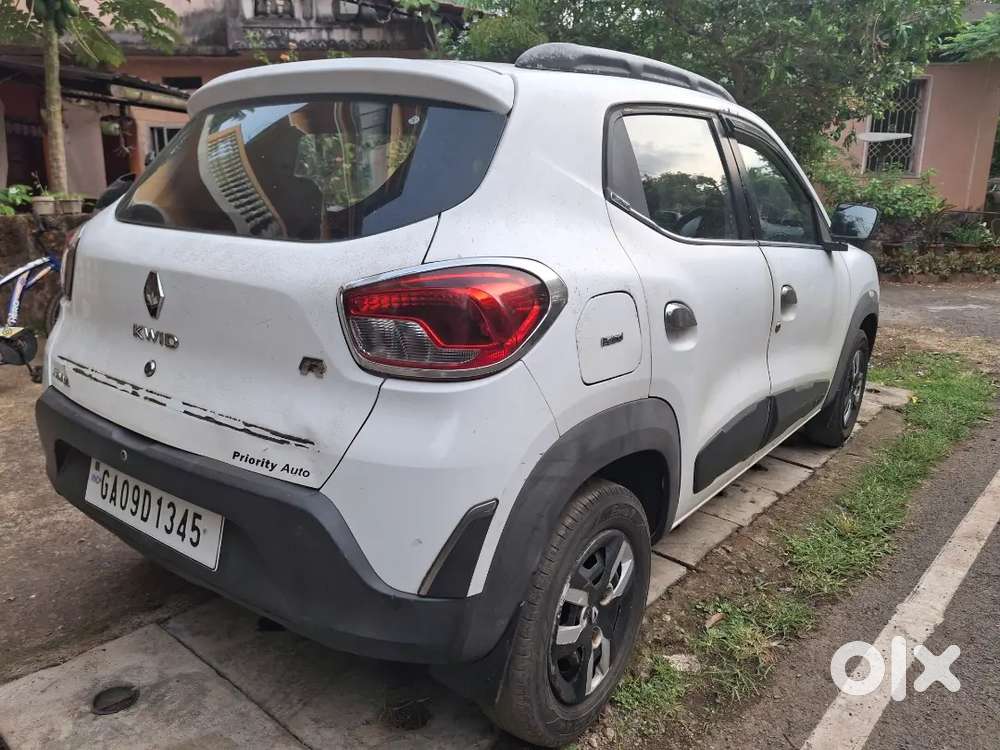 Renault Kwid Rxt O 2016 Super White Color In Super Condition