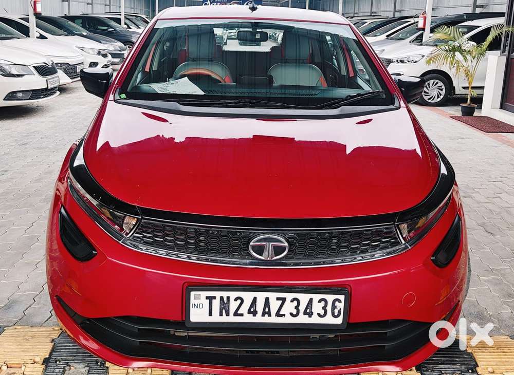 Tata Altroz 1.2 Xm Plus, 2022, Petrol