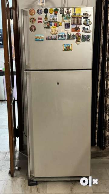 Sharp 400L Double Door Refrigerator - Excellent Condition, Great Price -  Fridges - 1785220628