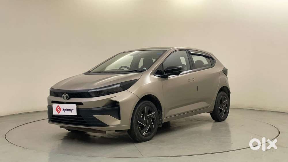 Tata Altroz Xe Petrol, 2025, Petrol