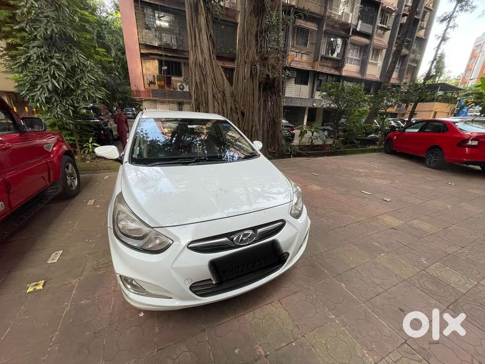 Hyundai Verna 1.6 Vtvt Ex |1st Owner| Only 32000km| White Color