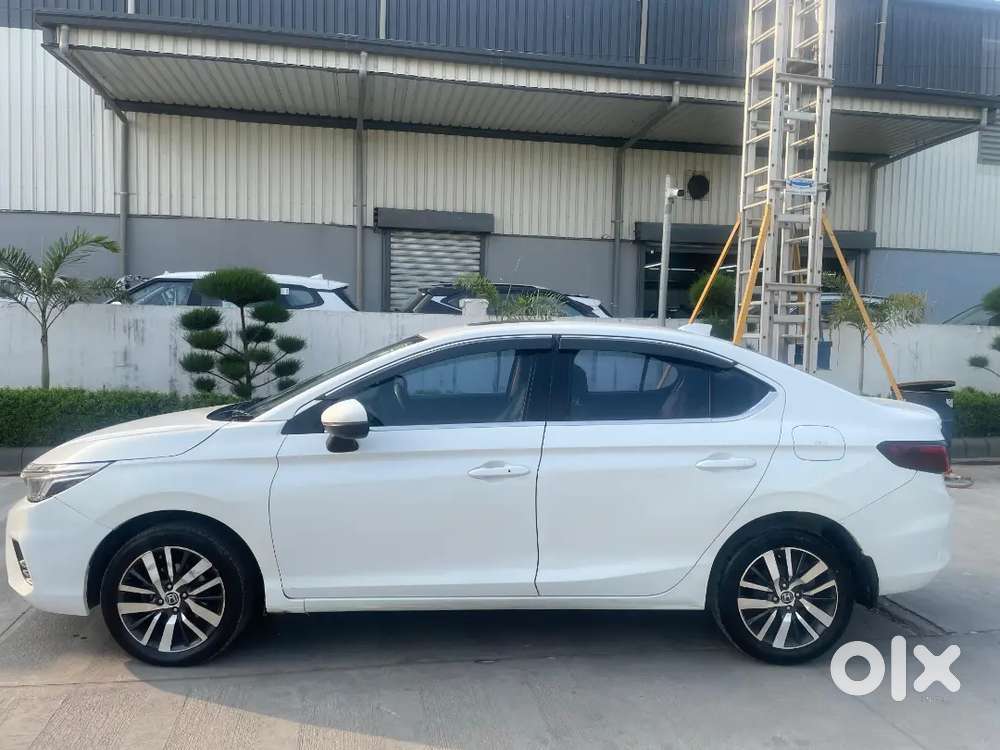 Honda City 2022 Oct Model  Petrol Sunroof  Well Maintained