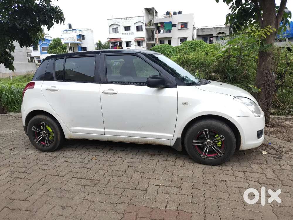 Maruti Suzuki Swift 2011 Diesel 190000 Km Driven