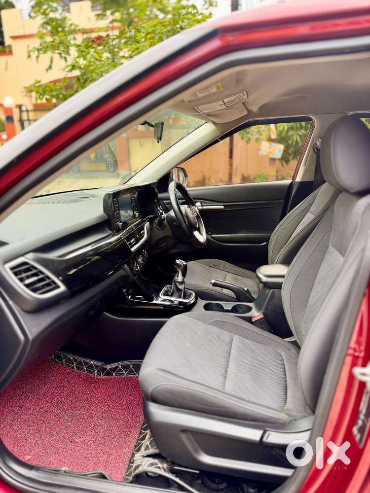 Kia Seltos Htx 1.5 Petrol Mt, 2020, Petrol