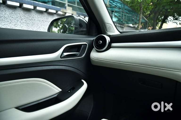 Mg Astor Zs Vti-tech Cvt Sharp, 2023, Petrol