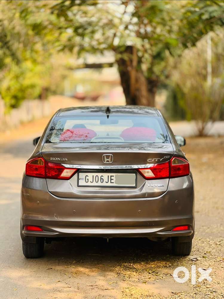 Honda City V At Sunroof, 2015, Petrol