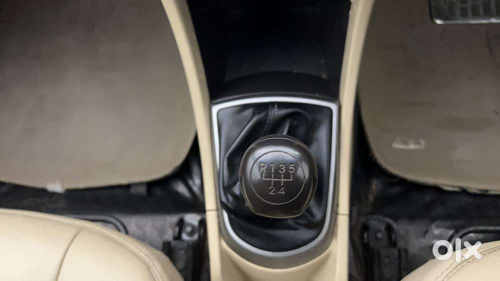 Hyundai Verna 1.6 Vtvt Sx, 2016, Petrol