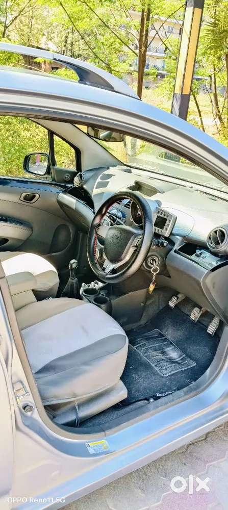 Chevrolet Beat Petrol 2010