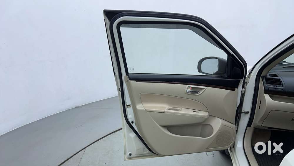 Maruti Suzuki Swift Dzire 1.2 Zxi, 2015, Petrol
