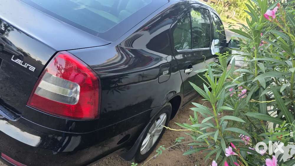 Skoda Laura Elegance 2010 Diesel Automatic