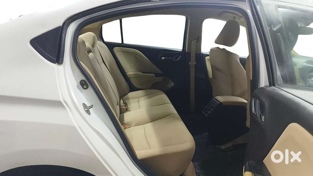 Honda City 1.5 V 5th Gen I-vtec Mt, 2022, Petrol