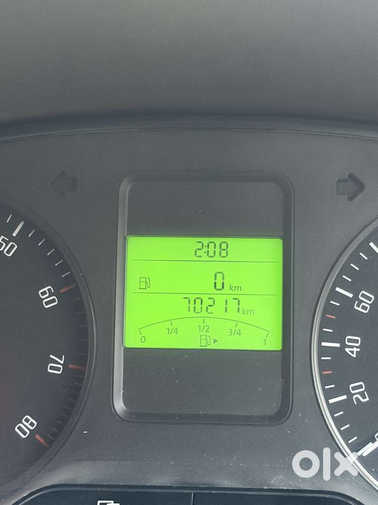 Skoda Rapid 1.6 Mpi Ambition, 2013, Petrol