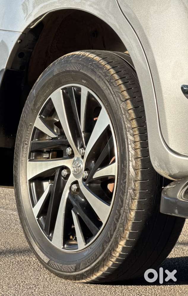 Toyota Innova Crysta [ ] 2.4 Zx At 7 Str, 2022, Diesel