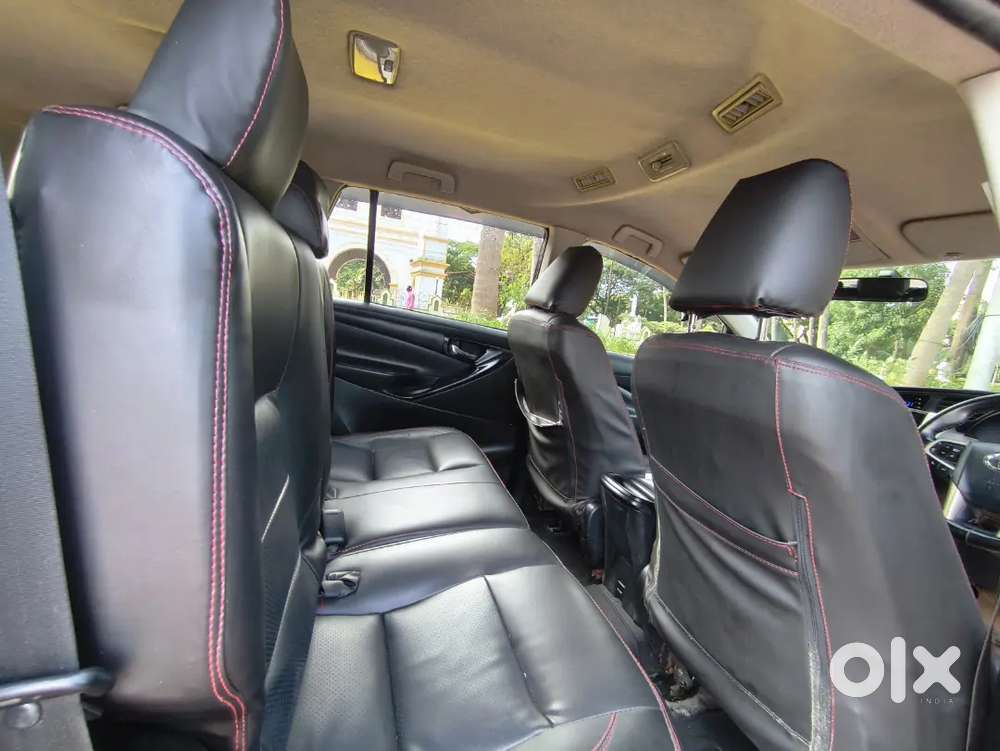 Toyota Innova Crysta 2016 Diesel Variant
